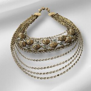 A vintage Elegant Gold Multi-Layer Necklace